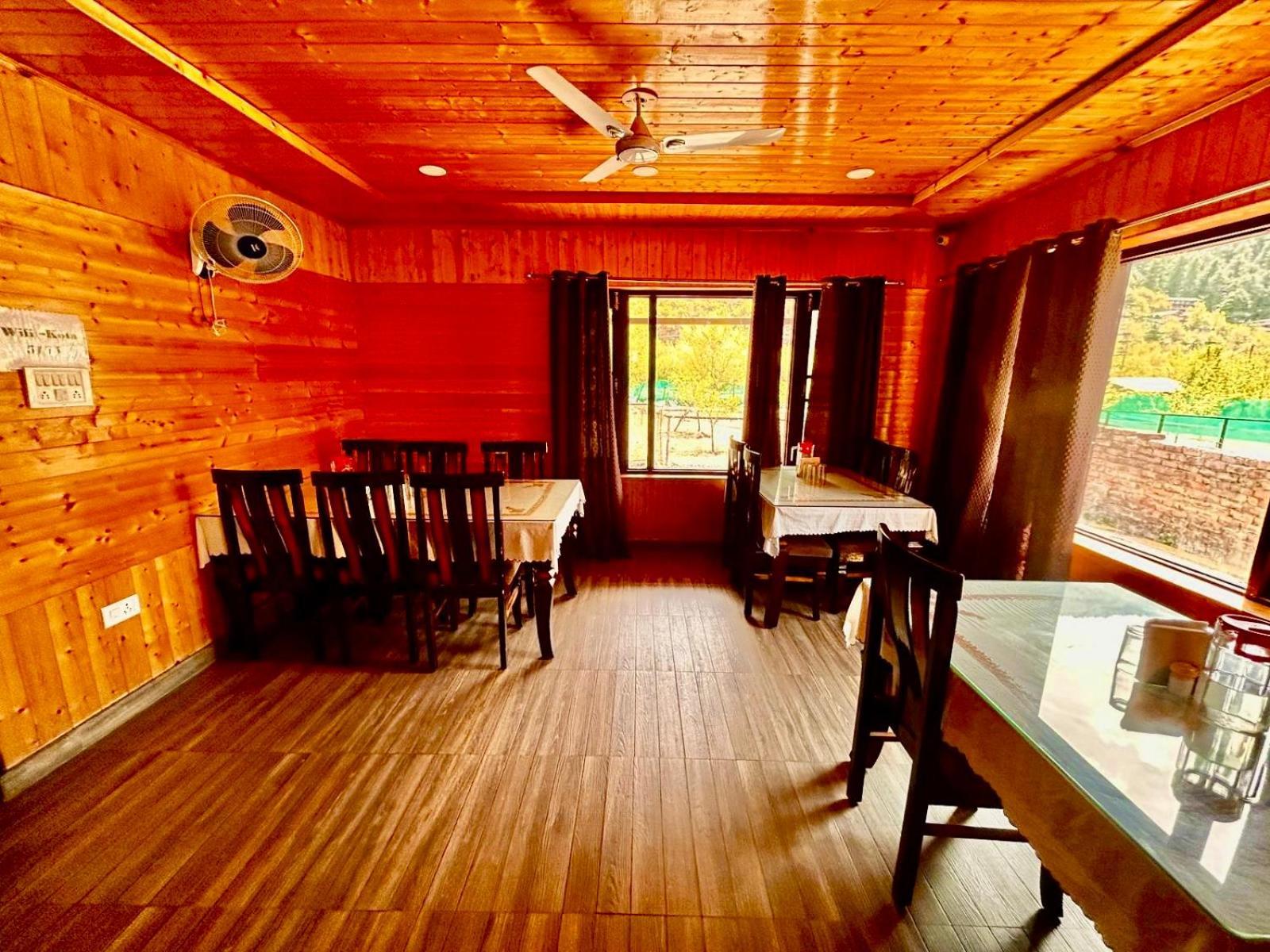 As Resorts Maintained By Zaara Resorts Pahalgam Exterior photo