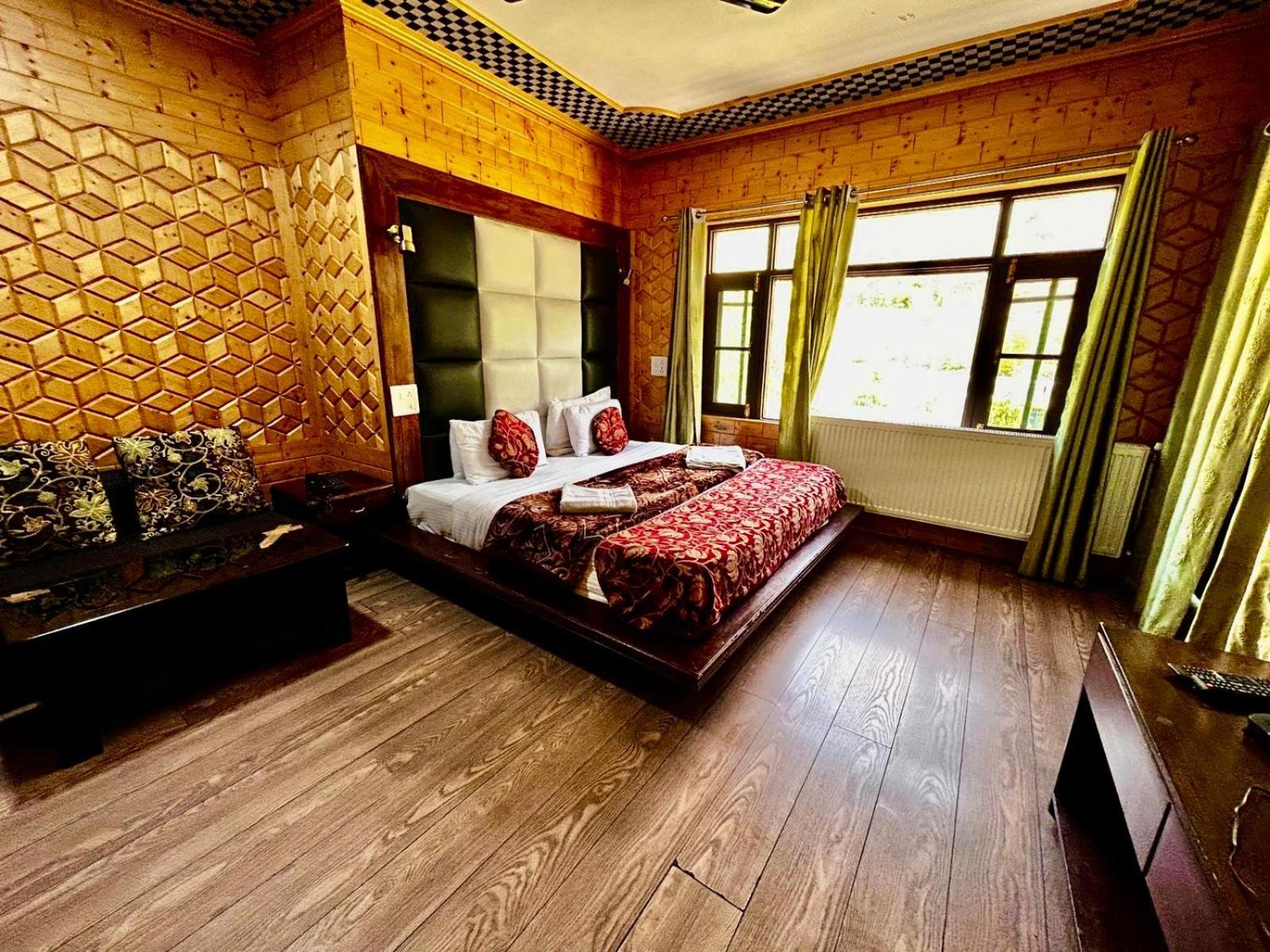 As Resorts Maintained By Zaara Resorts Pahalgam Exterior photo