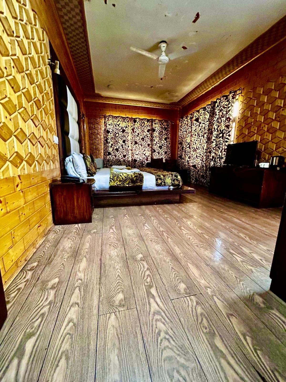 As Resorts Maintained By Zaara Resorts Pahalgam Exterior photo