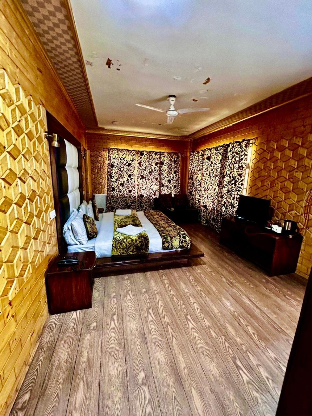 As Resorts Maintained By Zaara Resorts Pahalgam Exterior photo
